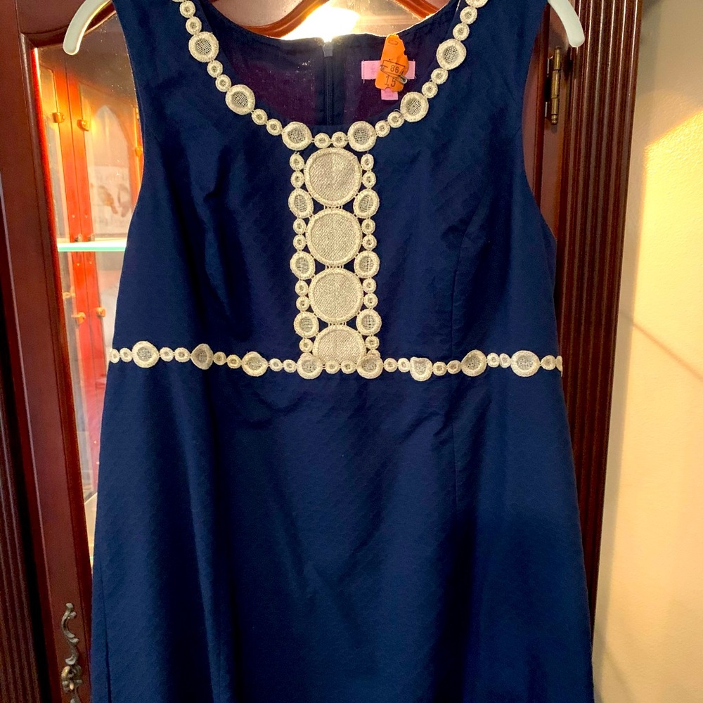Lilly Pulitzer Navy with cream/gold trimmed embellishments lined dress—elegant!